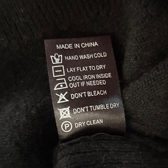 Todd Snyder Cashmere Hooded Sweater - Picture 7 of 7